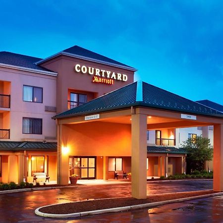 Hotel Courtyard Cleveland Airport North North Olmsted Exterior foto
